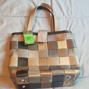 Harveys seatbelts bag